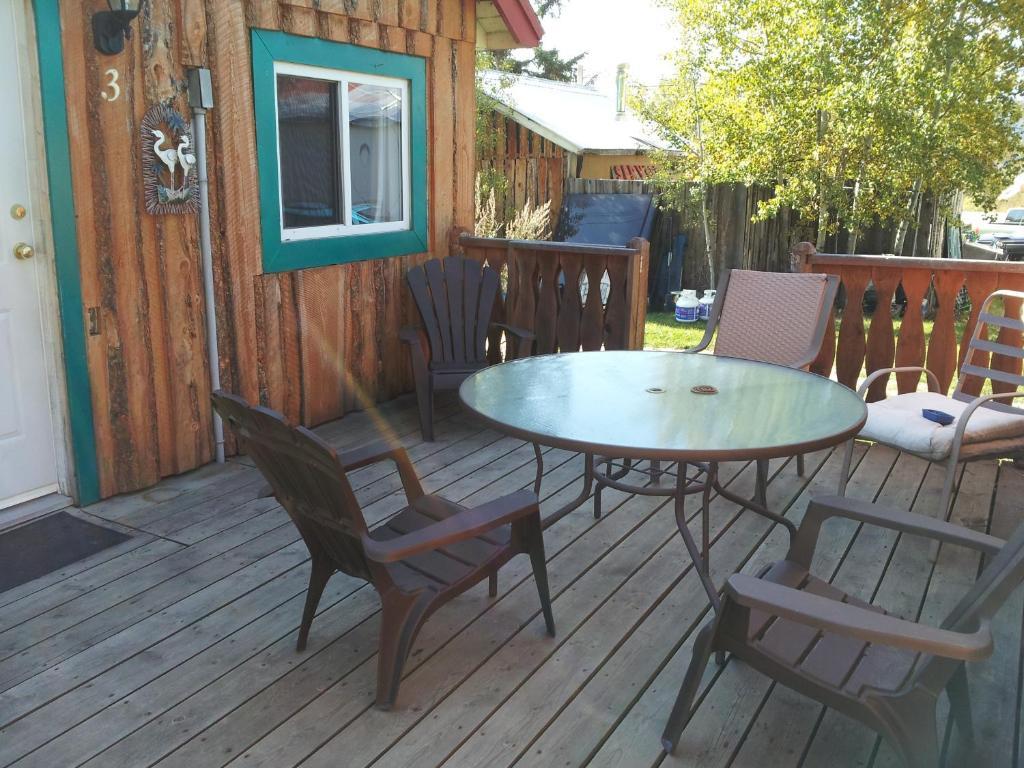 מלון Spillimacheen Steamboat Mountain Chalets חדר תמונה