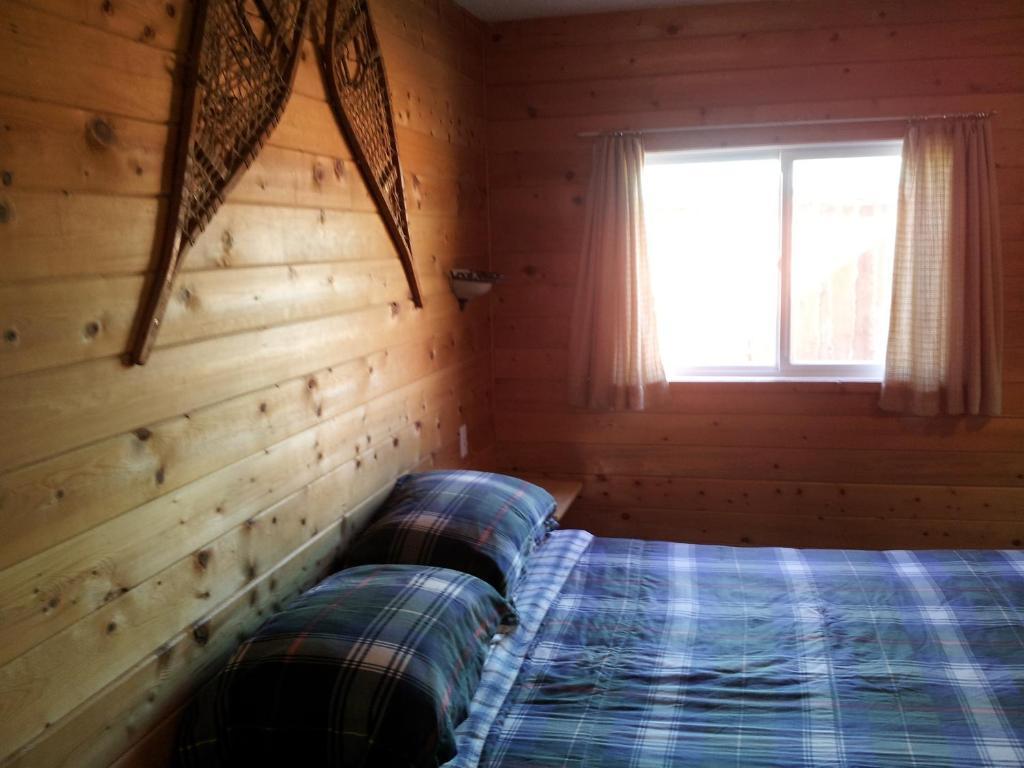 מלון Spillimacheen Steamboat Mountain Chalets חדר תמונה